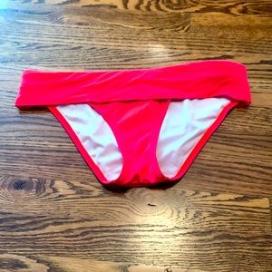 4/$10 😱 Victoria’s Secret bikini bottom medium coral color